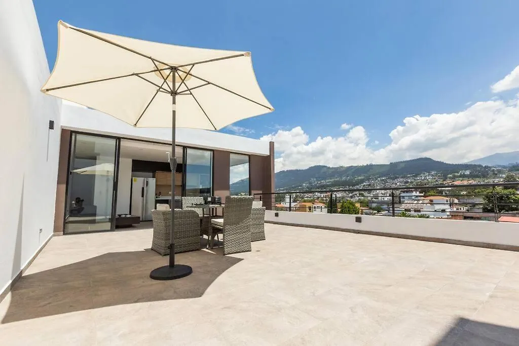 Alba Rooftop Suite Quito 0*,