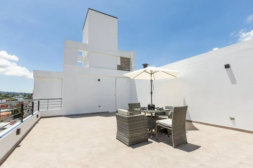 Alba Rooftop Suite Quito Apartman